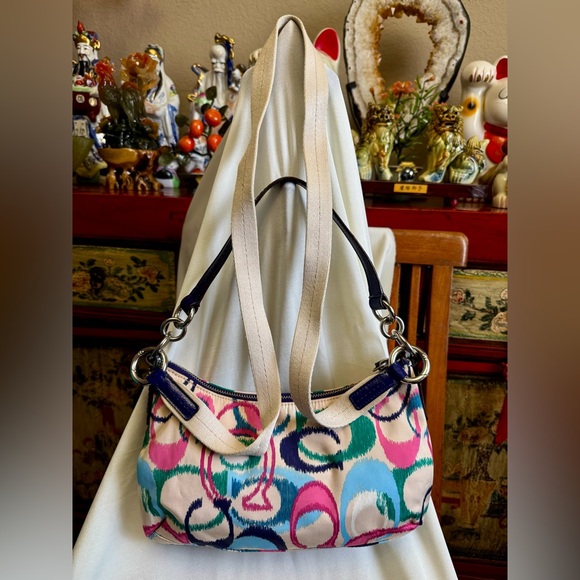 AUTHENTIC COACH SHOULDER BAG - Picture 2 of 9